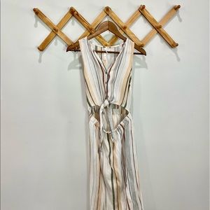 Sleeveless cutout midi dress